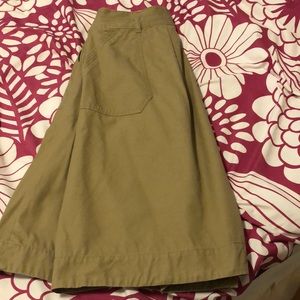 Gap Cargo skirt size 16